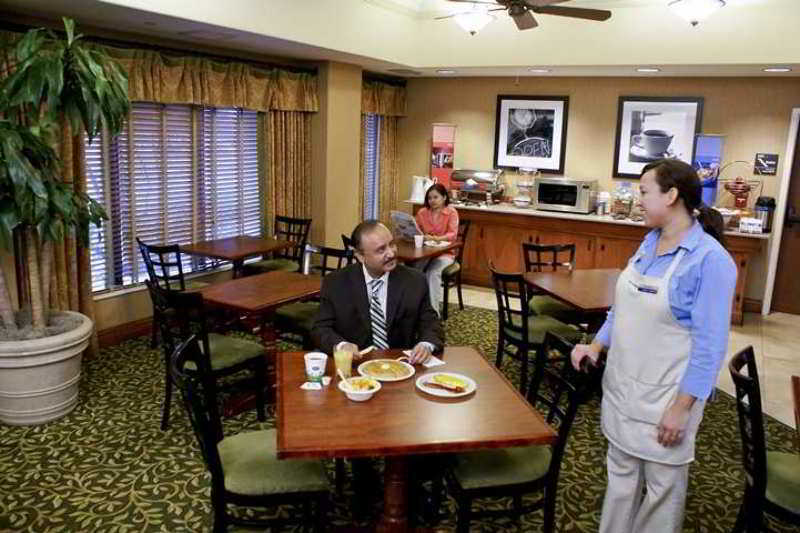 Hampton By Hilton Austin South - I-35 & Ben White Hotel Restoran gambar